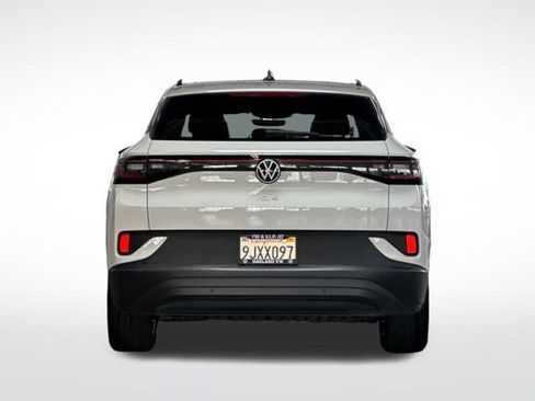 Used 2023 Volkswagen ID.4 2WD image 6