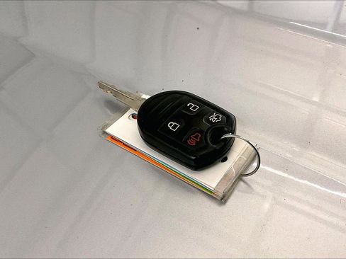 Used 2017 Ford Expedition XLT image 10