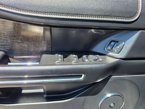 Used 2021 Ford Expedition Limited RWD image 11