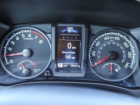Used 2022 Toyota Tacoma SR AWD/4WD image 16