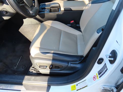 Used 2019 Lexus ES 350 w/ Premium Package image 37