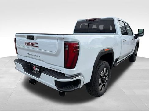 New 2026 GMC Sierra 2500 Denali w/ Denali Reserve Package AWD/4WD image 7