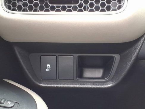 Certified 2026 Honda HR-V EX-L image 24