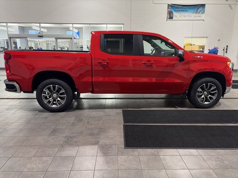 New 2026 Chevrolet Silverado 1500 LT image 2