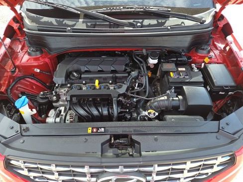 Used 2022 Hyundai Venue SEL w/ Cargo Package image 11