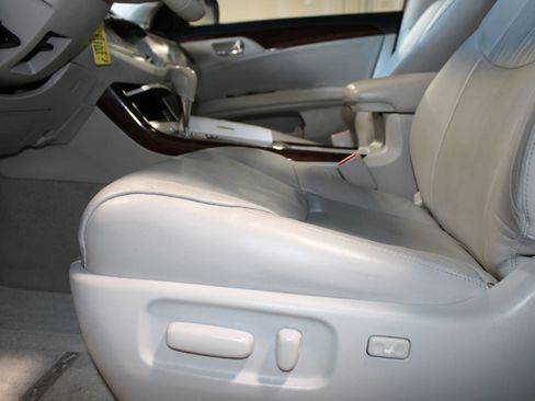 Used 2008 Toyota Avalon XLS FWD image 23