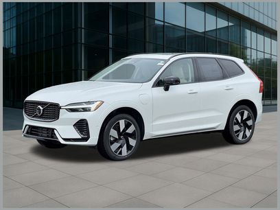 New 2025 Volvo XC60 T8 Plus w/ Protection Package Premier