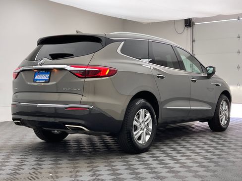 Used 2018 Buick Enclave Premium FWD image 8