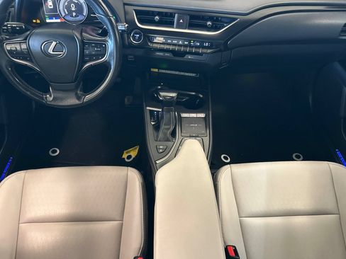 Used 2021 Lexus UX 250h w/ Accessory Package (Z2) AWD/4WD image 10