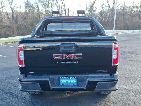 Certified 2022 GMC Canyon AT4 image 5