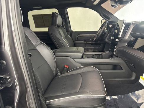 Used 2025 RAM 3500 Limited image 20