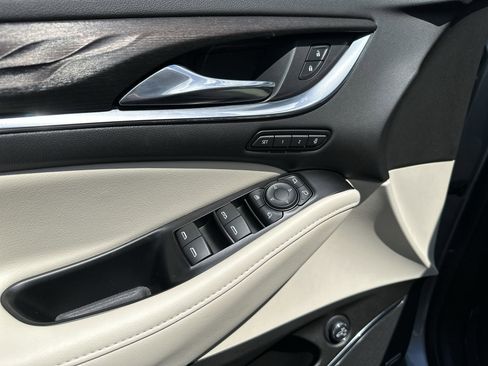 Certified 2023 Buick Enclave Avenir w/ Avenir Technology Package FWD image 13