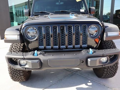 Used 2022 Jeep Wrangler Unlimited Rubicon 4xe w/ Steel Bumper Group image 15