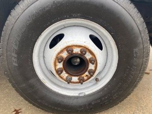 Used 2004 Ford F350 Lariat image 22