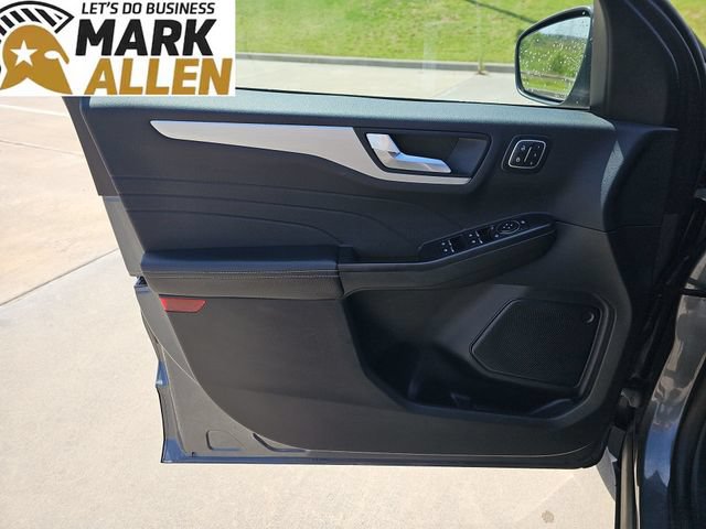 Used 2024 Ford Escape Platinum AWD/4WD image 21