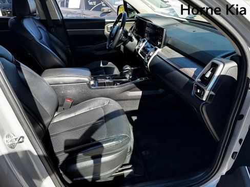 Used 2022 Kia Sorento S image 25