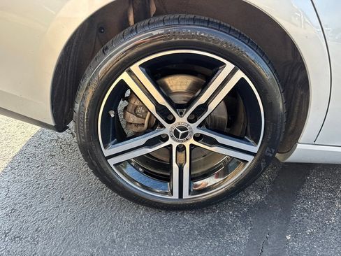 Used 2023 Mercedes-Benz CLA 250 4MATIC image 47