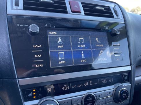 Used 2017 Subaru Outback 2.5i Limited image 13