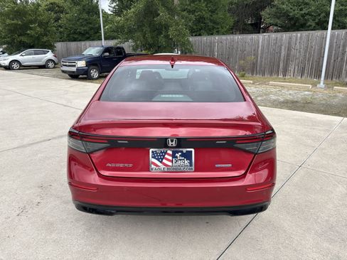 Used 2023 Honda Accord EX-L image 5