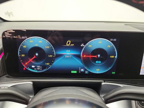 Used 2023 Mercedes-Benz EQB 350 4MATIC SUV image 18