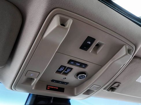 Used 2018 GMC Yukon XL Denali w/ Denali Ultimate Package image 34