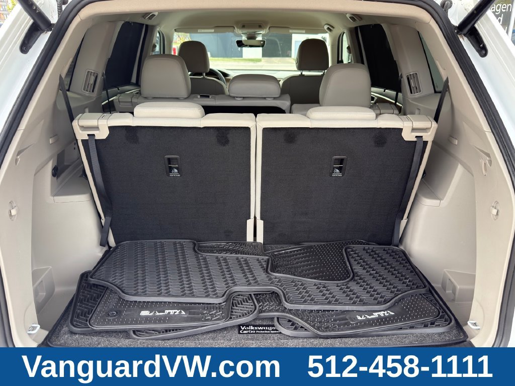Used 2024 Volkswagen Atlas SE w/ Black Wheel Package FWD image 7