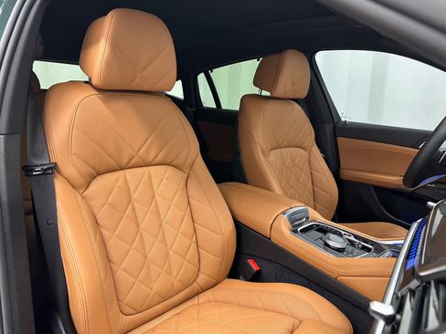 Used 2026 BMW X6 M60i w/ Executive Package AWD/4WD image 19