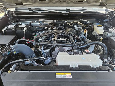 Used 2025 Toyota Tacoma TRD Off-Road image 23