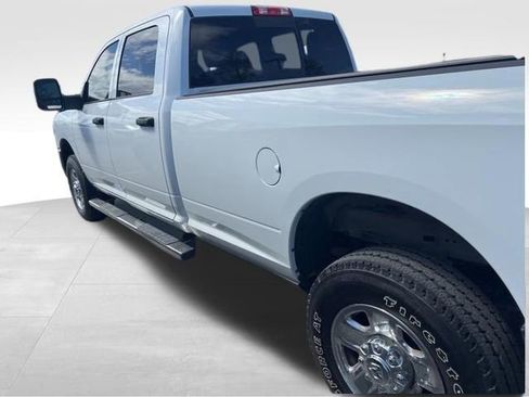 Used 2024 RAM 2500 Tradesman w/ Chrome Appearance Group AWD/4WD image 13