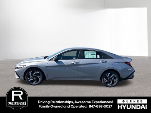 New 2025 Hyundai Elantra Sport image 6