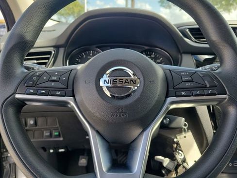 Used 2020 Nissan Rogue Sport S FWD image 20