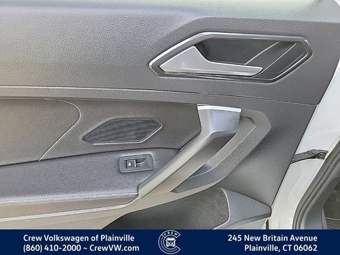 Certified 2024 Volkswagen Tiguan SE AWD/4WD image 47