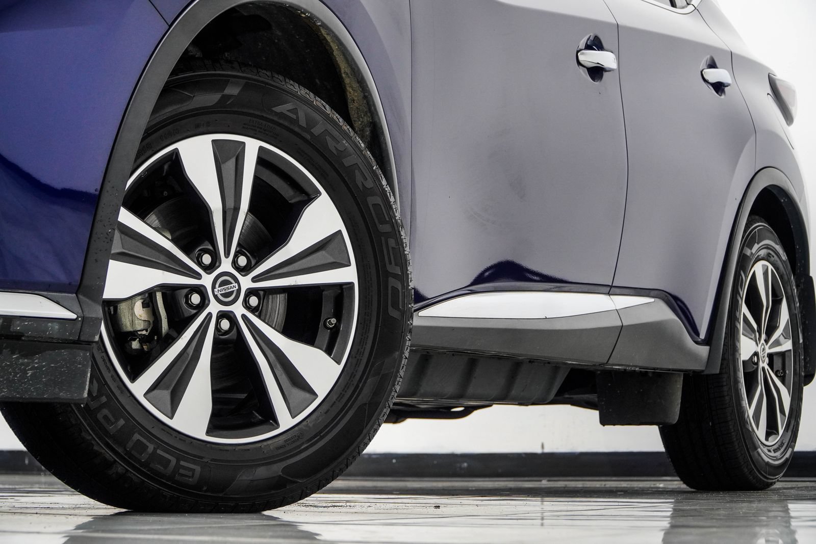 Used 2019 Nissan Murano SV w/ Cargo Package FWD image 4