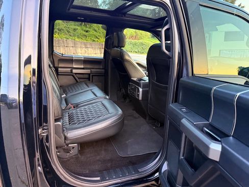 Used 2018 Ford F150 XLT w/ Equipment Group 302A Luxury AWD/4WD image 22