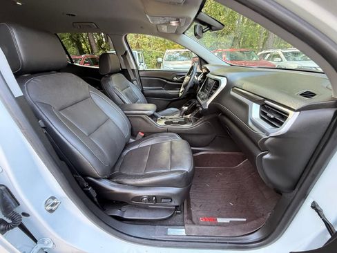 Used 2017 GMC Acadia SLT AWD/4WD image 25