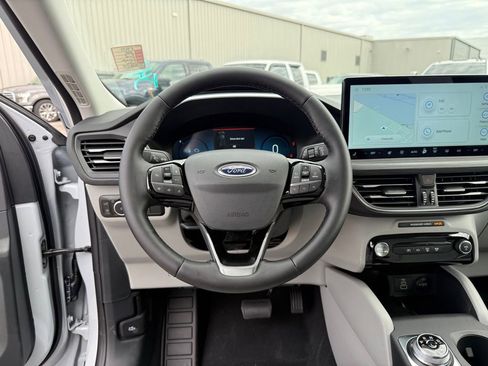 New 2026 Ford Escape SE w/ PHEV Premium Package image 15