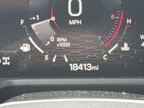 Used 2024 GMC Acadia AT4 w/ Luxury Package AWD/4WD image 33