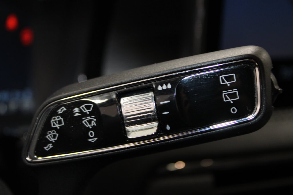Used 2023 Lincoln Corsair AWD w/ Equipment Group 101A image 31
