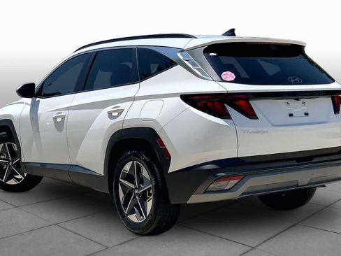 Used 2025 Hyundai Tucson SEL FWD image 11