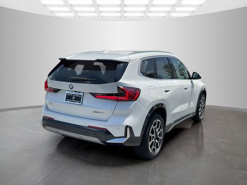 Certified 2025 BMW X1 xDrive28i AWD/4WD image 6