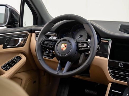 New 2026 Porsche Macan S image 12
