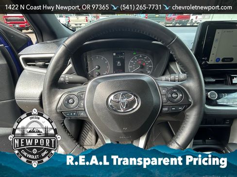 Used 2024 Toyota Corolla Cross AWD Hybrid image 16