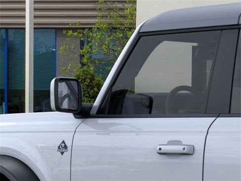 New 2025 Ford Bronco Outer Banks w/ Sasquatch Package image 22