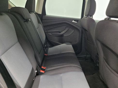Used 2018 Ford Escape SE image 19