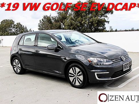 Used 2019 Volkswagen e-Golf SE w/ Driver Assistance Package image 40