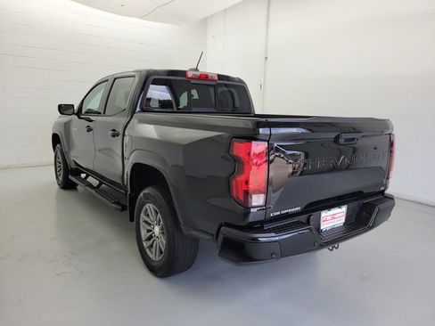 Used 2023 Chevrolet Colorado LT w/ LT Convenience Package II image 7