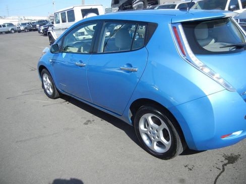 Used 2012 Nissan Leaf SL w/ Protection Pkg image 42