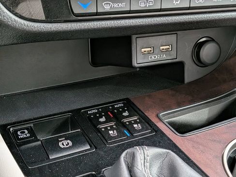 Used 2020 Lexus RX 350 AWD w/ Premium Package image 25