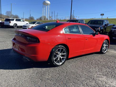 Used 2022 Dodge Charger SXT w/ Plus Group image 6