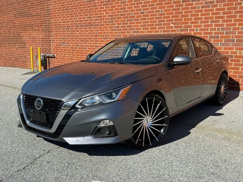 Used 2021 Nissan Altima 2.5 S image 2